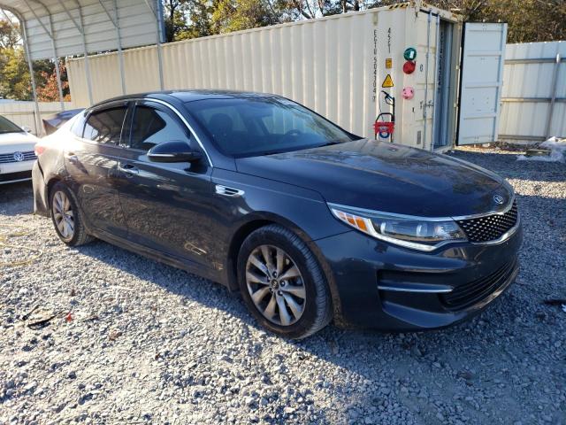 Photo 4 from auction – 2017 KIA OPTIMA EX with VIN 5XXGU4L38HG126147
