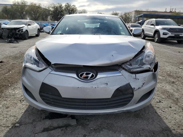 Photo 5 from auction – 2016 HYUNDAI VELOSTER with VIN KMHTC6AD3GU277992