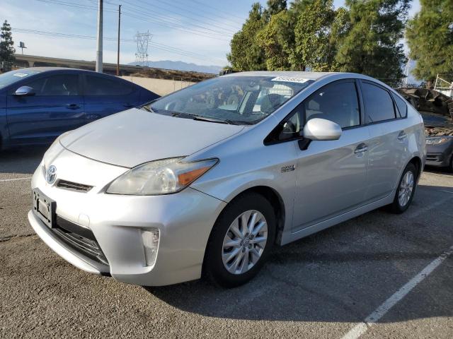 Снимка 1 от търг – 2013 TOYOTA PRIUS PLUG с VIN JTDKN3DPXD3033210