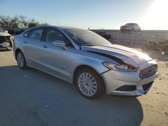 Photo 4 from auction – 2016 FORD FUSION SE with VIN 3FA6P0LU3GR310812