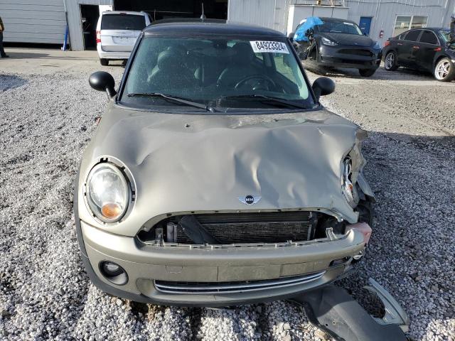 Photo 5 from auction – 2009 MINI COOPER with VIN WMWMF33549TU75300