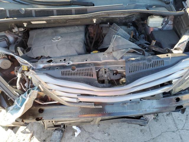 Photo 12 from auction – 2011 TOYOTA SIENNA XLE with VIN 5TDYK3DC4BS110066