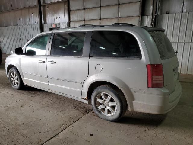 Photo 2 from auction – 2010 CHRYSLER TOWN & COU with VIN 2A4RR8D17AR428664