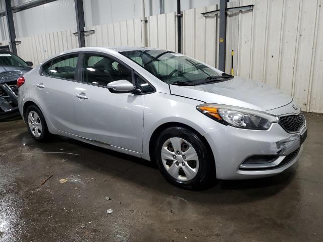 Photo 4 from auction – 2015 KIA FORTE LX with VIN KNAFK4A67F5371809