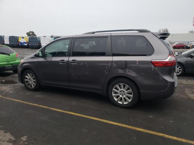 Photo 2 from auction – 2015 TOYOTA SIENNA XLE with VIN 5TDDK3DC9FS112092
