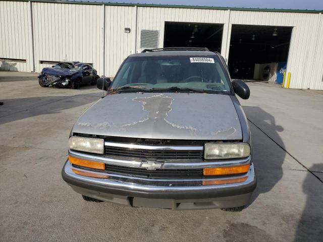 Photo 5 from auction – 2003 CHEVROLET BLAZER with VIN 1GNCS18X03K119875