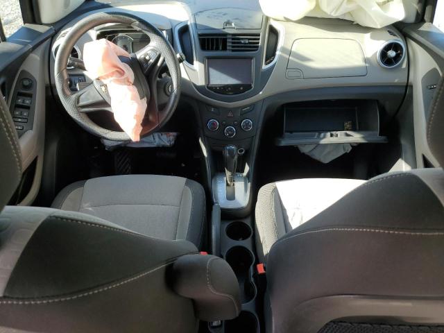 Photo 8 from auction – 2015 CHEVROLET TRAX LS with VIN KL7CJKSB9FB115548