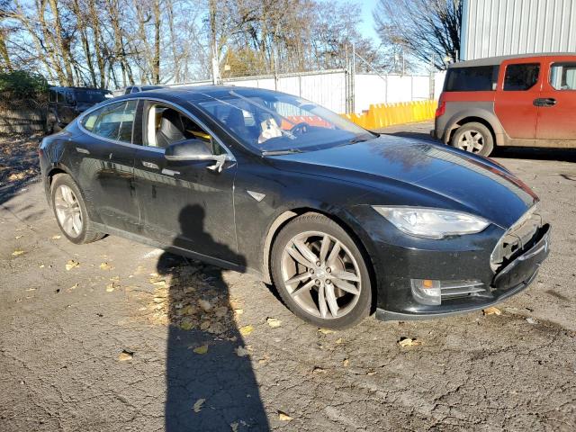 Снимка 4 от търг – 2014 TESLA MODEL S с VIN 5YJSA1H1XEFP44965