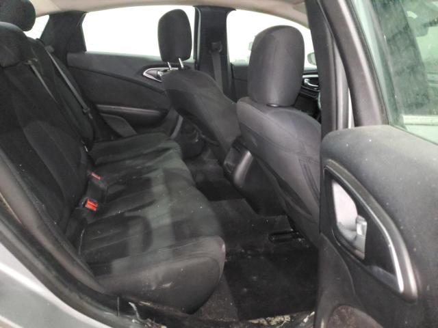 Photo 10 from auction – 2016 CHRYSLER 200 LIMITE with VIN 1C3CCCAB4GN120939