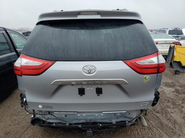 Photo 6 from auction – 2017 TOYOTA SIENNA XLE with VIN 5TDDZ3DC2HS168213