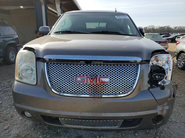 Photo 5 from auction – 2011 GMC YUKON SLT with VIN 1GKS2CE00BR170360