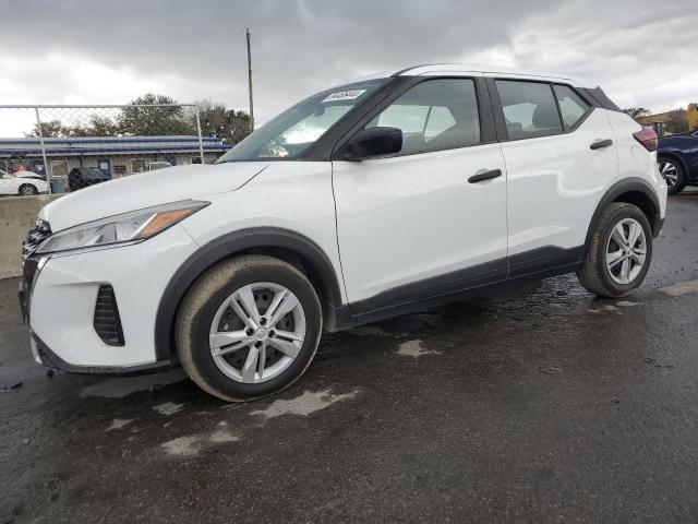 NISSAN KICKS S 2022 with VIN 3N1CP5BV2NL502858 - Photo from auction