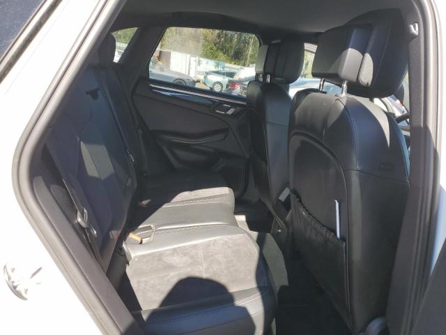 Photo 11 from auction – 2015 PORSCHE MACAN S with VIN WP1AB2A52FLB50590