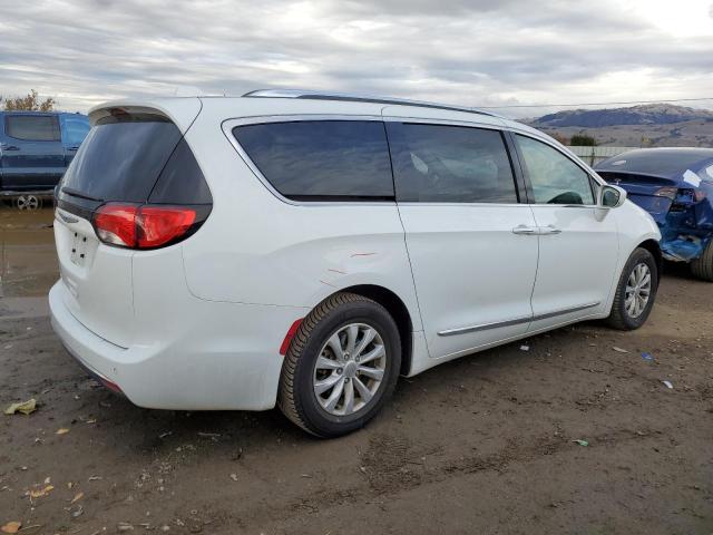 Photo 3 from auction – 2018 CHRYSLER PACIFICA T with VIN 2C4RC1BG9JR120627