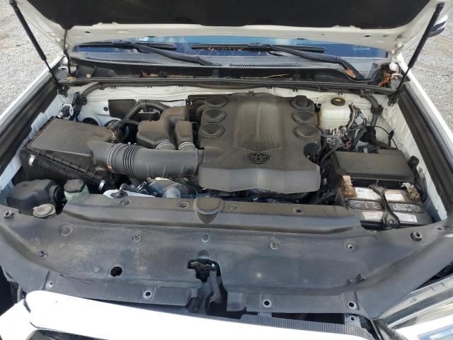 Photo 12 from auction – 2017 TOYOTA 4RUNNER SR with VIN JTEBU5JR9H5438727