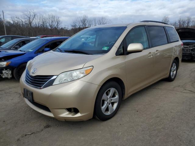 TOYOTA SIENNA LE 2012 z numerem VIN 5TDKK3DC7CS182385 - Zdjęcie z aukcji