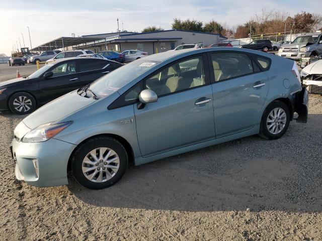 TOYOTA PRIUS PLUG 2015 with VIN JTDKN3DP9F3072602 - Photo from auction