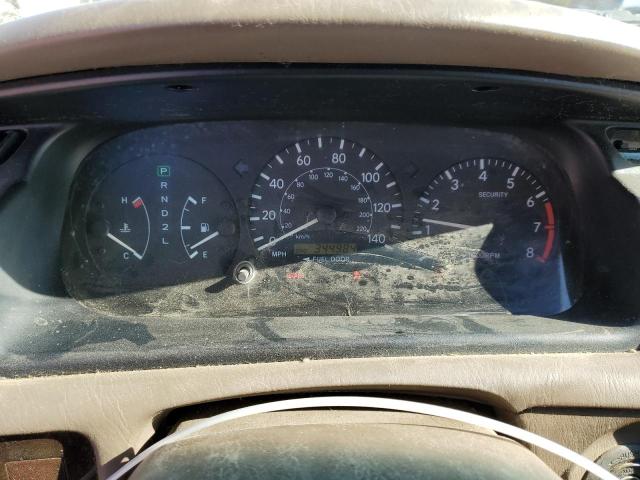 Photo 9 from auction – 2000 TOYOTA CAMRY LE with VIN 4T1BF28K4YU111059