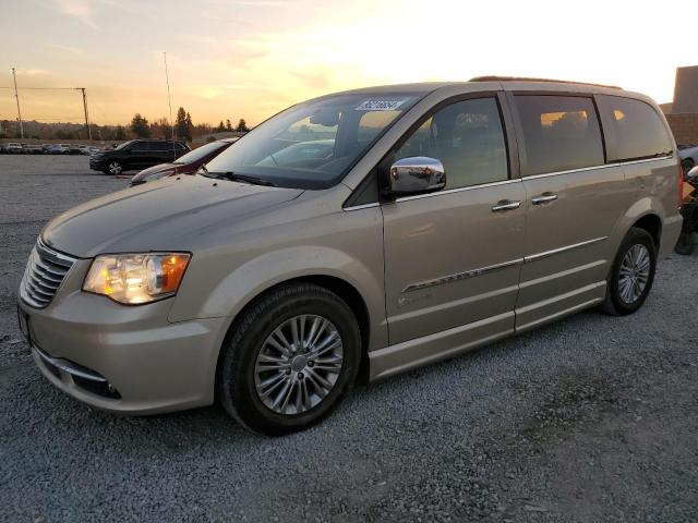 CHRYSLER TOWN & COU 2016 with VIN 2C4RC1CG4GR149170 - Photo from auction