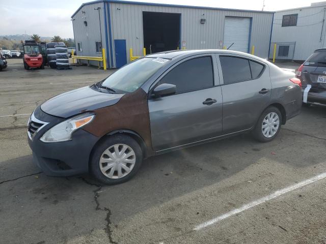 NISSAN VERSA S 2018 with VIN 3N1CN7AP0JL887657 - Photo from auction