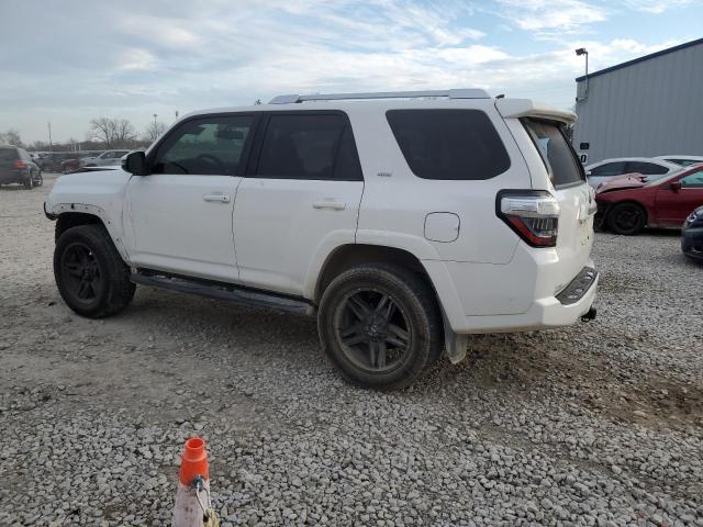Photo 2 from auction – 2014 TOYOTA 4RUNNER SR with VIN JTEZU5JR4E5078549