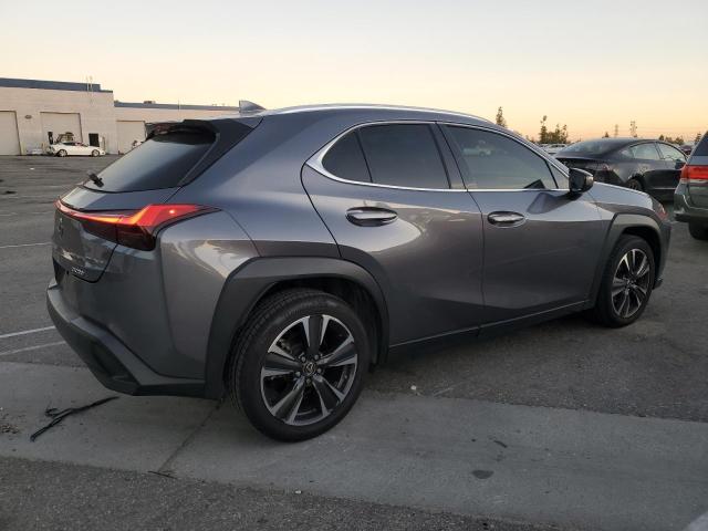 Photo 3 from auction – 2019 LEXUS UX 200 with VIN JTHY3JBH9K2012320