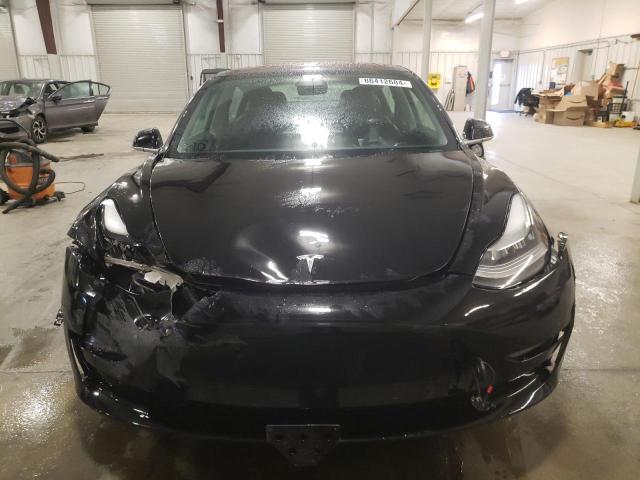 Photo 5 from auction – 2018 TESLA MODEL 3 with VIN 5YJ3E1EB5JF086617