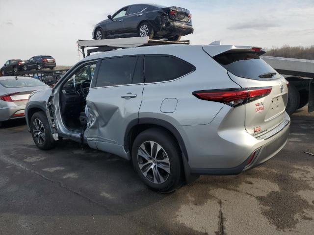 Photo 2 from auction – 2022 TOYOTA HIGHLANDER with VIN 5TDGZRBH8NS572708