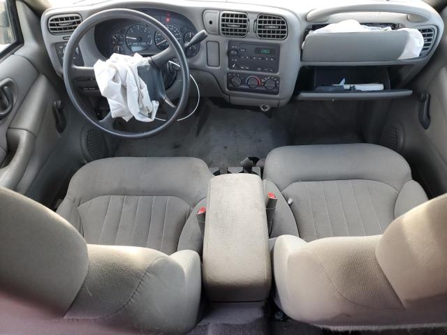 Photo 8 from auction – 2005 CHEVROLET BLAZER with VIN 1GNCS13X45K100692