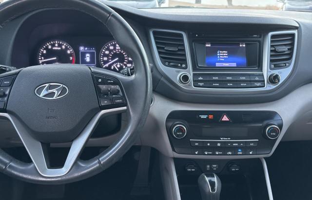 Photo 9 from auction – 2017 HYUNDAI TUCSON LIM with VIN KM8J33A28HU580580