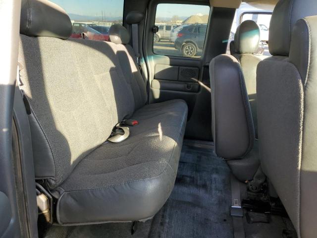 Photo 10 from auction – 2004 CHEVROLET SILVERADO with VIN 1GCEC19X04Z279891