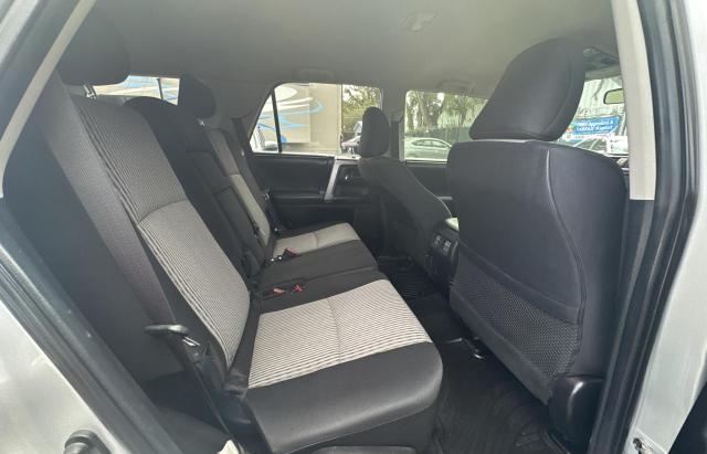 Photo 6 from auction – 2015 TOYOTA 4RUNNER SR with VIN JTEZU5JR0F5088061