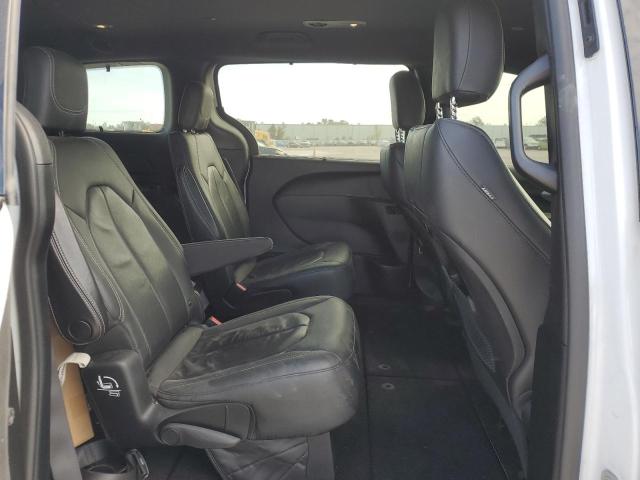 Photo 11 from auction – 2018 CHRYSLER PACIFICA T with VIN 2C4RC1BG0JR164273