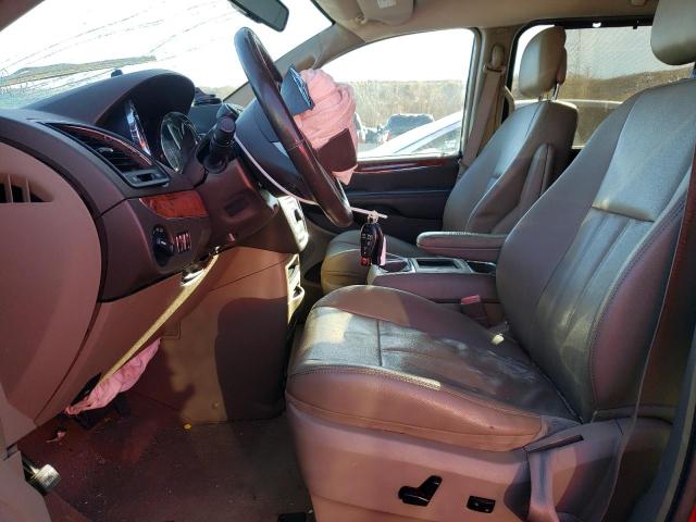 Photo 7 from auction – 2015 CHRYSLER TOWN & COU with VIN 2C4RC1BG8FR546820