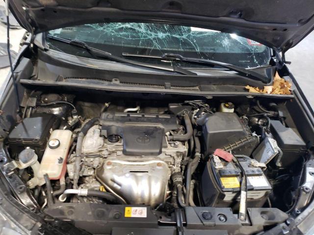 Photo 12 from auction – 2017 TOYOTA RAV4 LE with VIN JTMBFREV0HJ170655