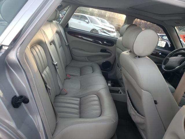 Photo 10 from auction – 2002 JAGUAR XJ8 with VIN SAJDA14C12LF41461