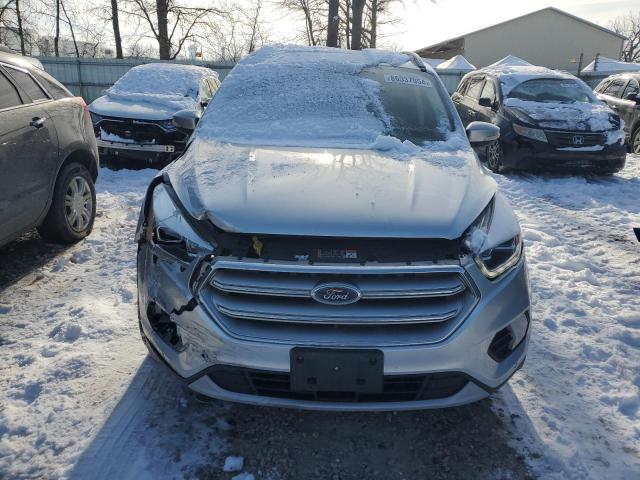 Photo 5 from auction – 2017 FORD ESCAPE TIT with VIN 1FMCU9J99HUD53923