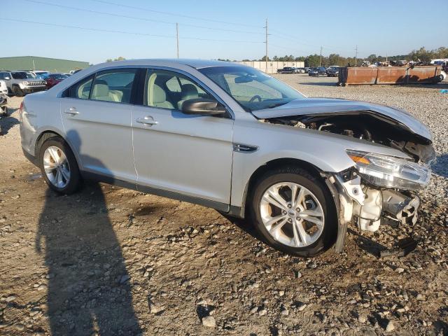 Zdjęcie 4 z aukcji – 2017 FORD TAURUS SE z VIN 1FAHP2D84HG135761