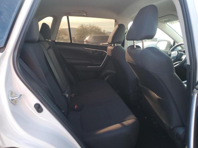 Photo 11 from auction – 2020 TOYOTA RAV4 LE with VIN 2T3F1RFV2LW109803