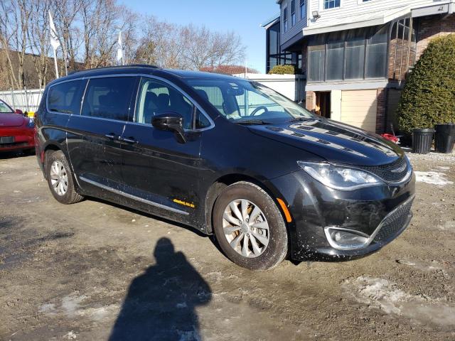 Photo 4 from auction – 2017 CHRYSLER PACIFICA T with VIN 2C4RC1BG0HR785619