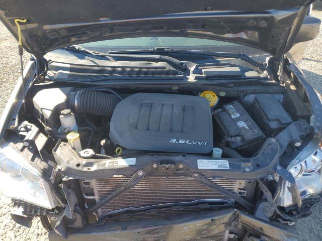 Photo 12 from auction – 2016 CHRYSLER TOWN & COU with VIN 2C4RC1BG7GR141095
