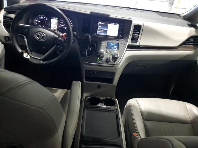 Photo 8 from auction – 2018 TOYOTA SIENNA XLE with VIN 5TDDZ3DC6JS193492