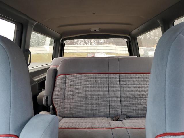 Photo 10 from auction – 1990 FORD AEROSTAR with VIN 1FMDA31X6LZB41923