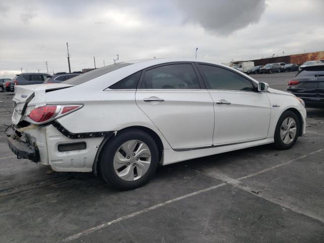Photo 3 from auction – 2015 HYUNDAI SONATA HYB with VIN KMHEC4A43FA138863