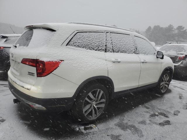 Photo 3 from auction – 2017 HONDA PILOT TOUR with VIN 5FNYF6H92HB077053