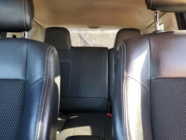 Photo 10 from auction – 2016 JEEP COMPASS LA with VIN 1C4NJCEAXGD588692