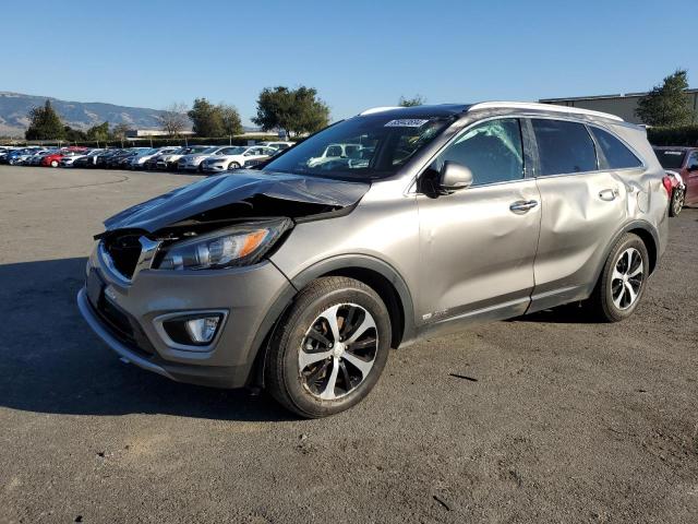 KIA SORENTO EX 2017 with VIN 5XYPHDA54HG321893 - Photo from auction