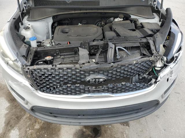 Photo 12 from auction – 2018 KIA SORENTO LX with VIN 5XYPG4A32JG357752