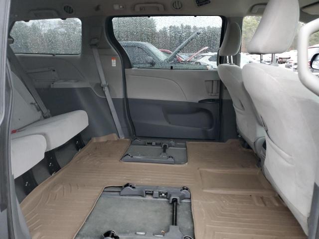 Photo 11 from auction – 2016 TOYOTA SIENNA LE with VIN 5TDJK3DC4GS133341