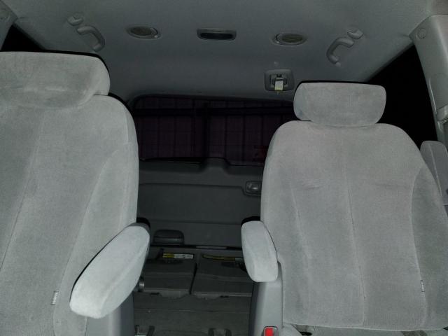 Photo 10 from auction – 2007 KIA SEDONA EX with VIN KNDMB233676172943